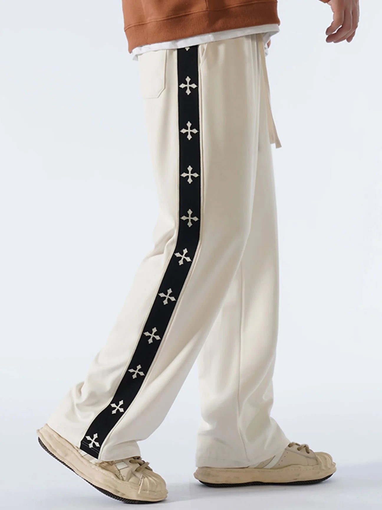 Beau Garcon | Relax Fit Cross Side Stripe Straight Leg Pants