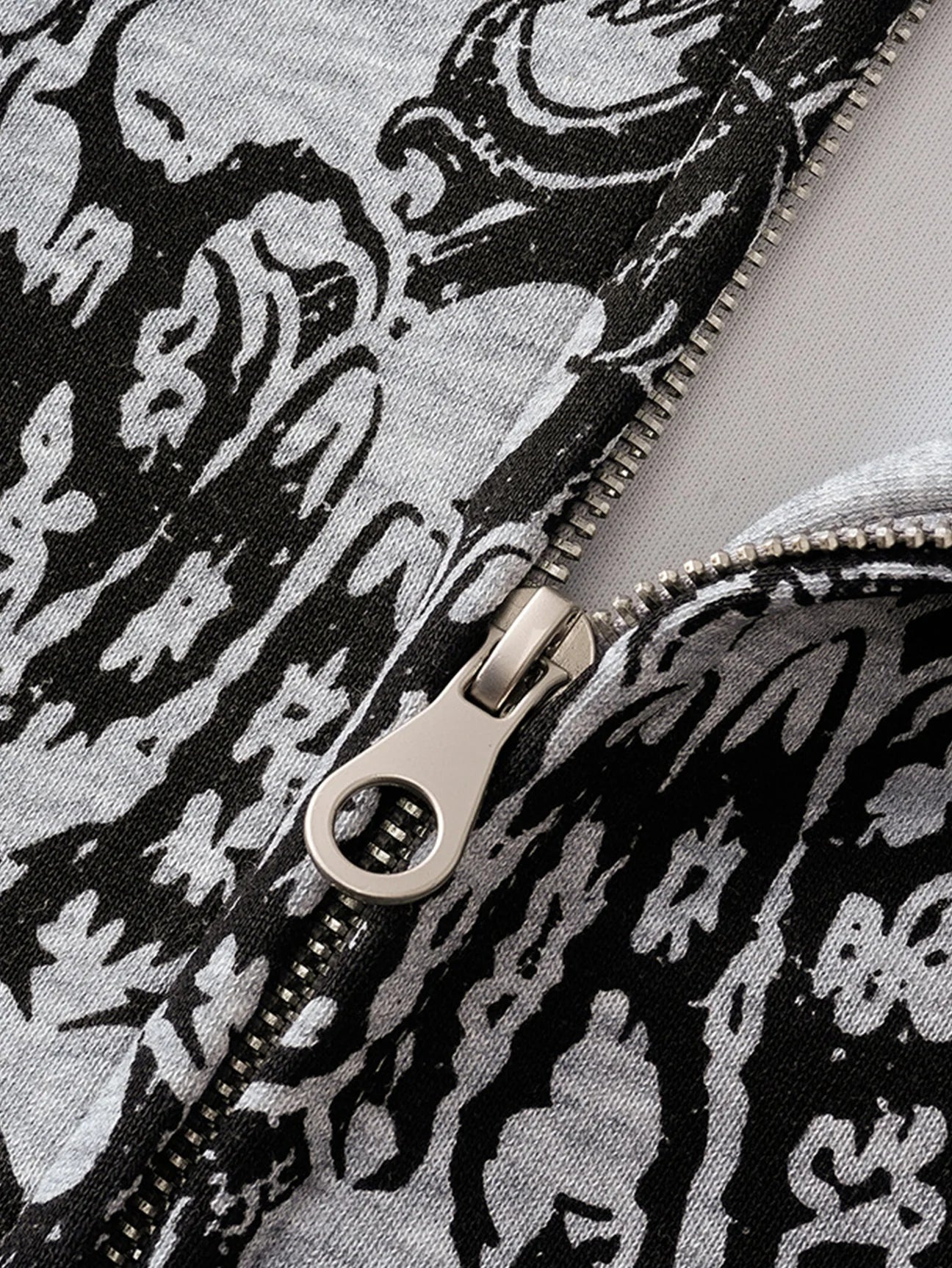 Beau Garcon | Distressed Cross Print Zipper Hoodie