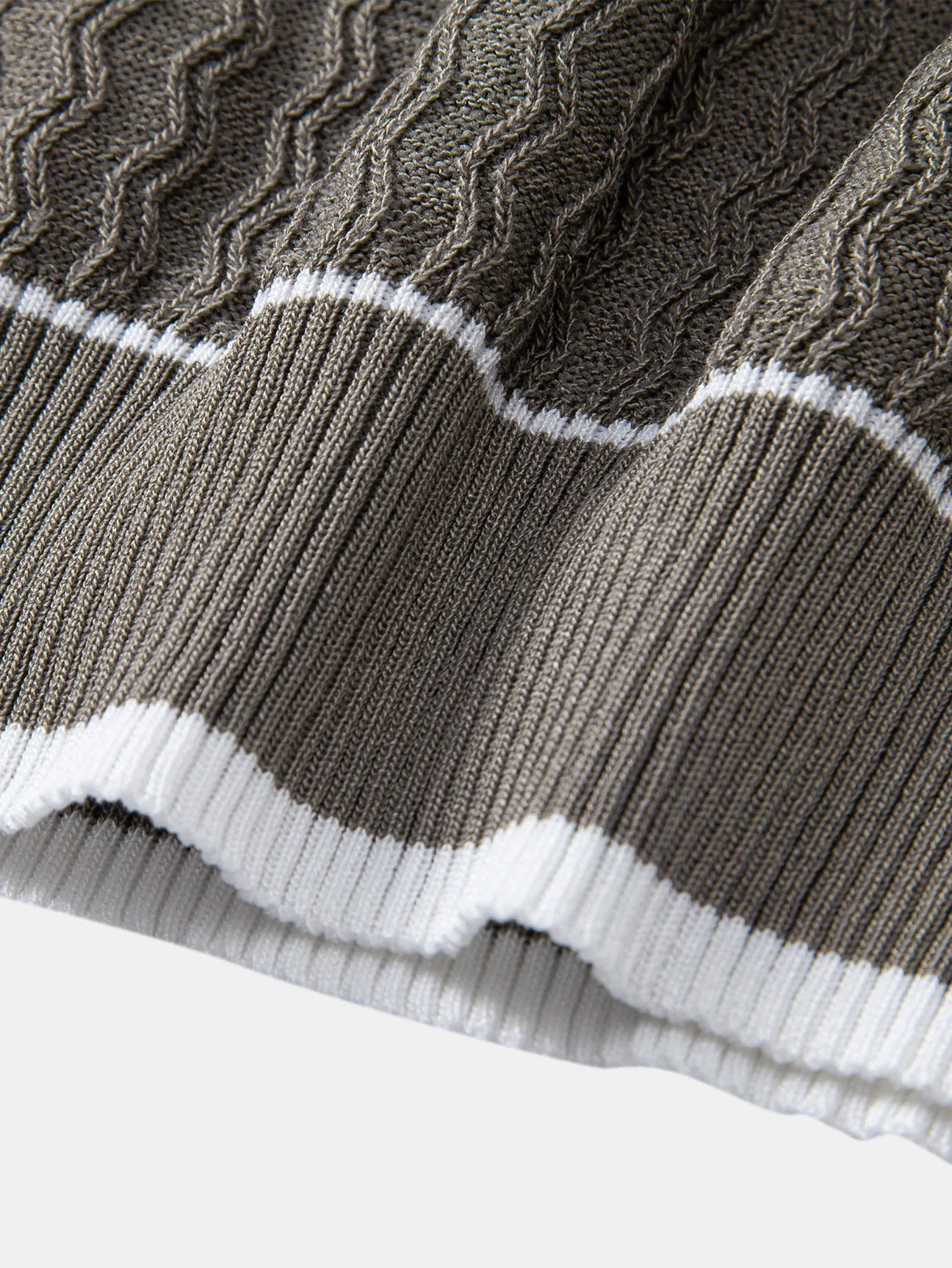 Beau Garcon | Wave Jacquard Zip Up Knitted Polo Shirt